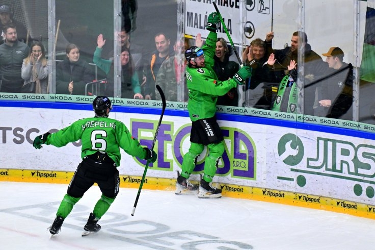 Photo hockey TELH - Tipsport Extraliga Ledního Hokeje - TELH - Tipsport Extraliga Ledního Hokeje - TELH : Chamboulement dans le classement Photo hockey TELH - Tipsport Extraliga Ledního Hokeje - TELH - Tipsport Extraliga Ledního Hokeje - TELH : Chamboulement dans le classement