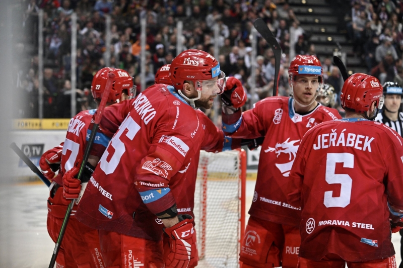 Photo hockey TELH - Tipsport Extraliga Lednho Hokeje - TELH - Tipsport Extraliga Lednho Hokeje - TELH : Egalisations