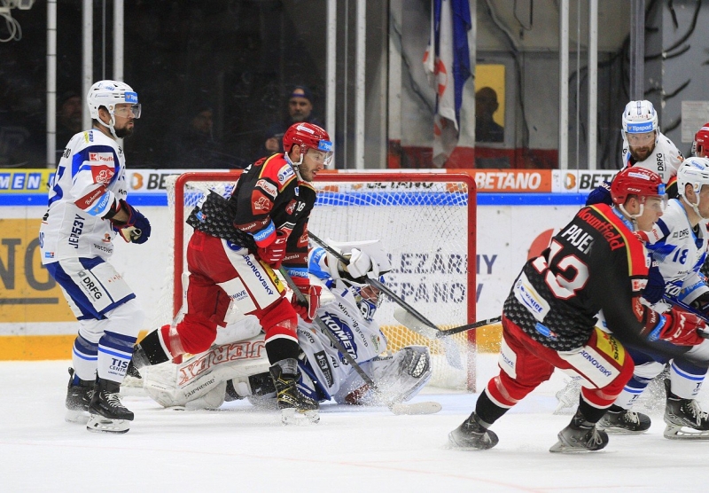 Photo hockey TELH - Tipsport Extraliga Lednho Hokeje - TELH - Tipsport Extraliga Lednho Hokeje - TELH : La comte retrouve son brillant