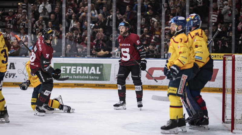 Photo hockey TELH - Tipsport Extraliga Ledn�ho Hokeje - TELH - Tipsport Extraliga Ledn�ho Hokeje - TELH : Plus de peur que de mal