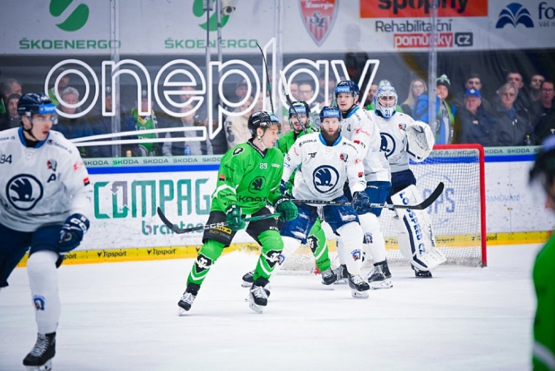 Photo hockey TELH - Tipsport Extraliga Lednho Hokeje - TELH - Tipsport Extraliga Lednho Hokeje - TELH : Rangez les balais