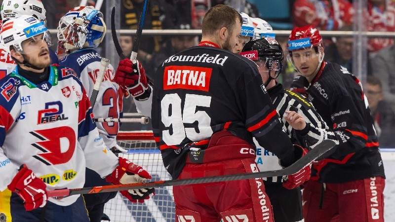 Photo hockey TELH - Tipsport Extraliga Lednho Hokeje - TELH - Tipsport Extraliga Lednho Hokeje - TELH : Remonte patiente