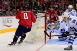 NHL : Ovechkin  un but du record