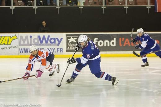 Photo hockey Betty Jouanny : vers la Sude - Hockey fminin