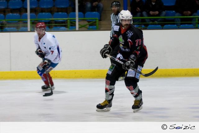 Photo hockey D2: la Roche, interview Mickael Lechene - Division 2 : La Roche-sur-Yon (Les Aigles)