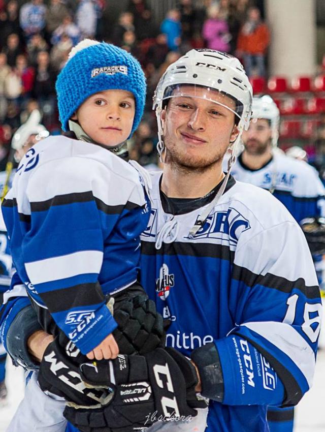 Photo hockey Entrevue Anthony Rech - Ligue Magnus : Gap (Les Rapaces) Photo hockey Entrevue Anthony Rech - Ligue Magnus : Gap (Les Rapaces)