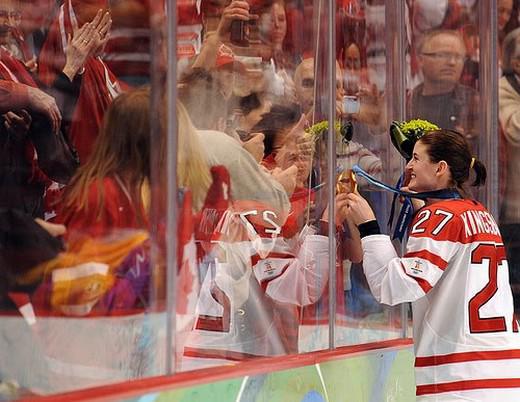 Photo hockey Gina Kingsbury, du titre olympique  Vaujany - Hockey fminin