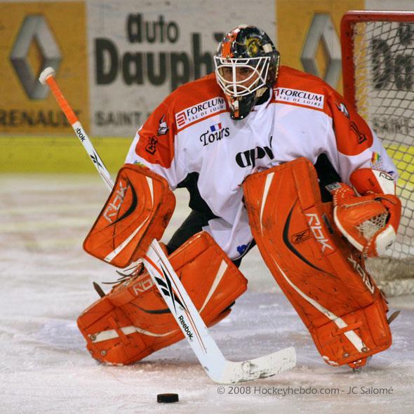 Photo hockey Interview : Adam Russo - Ligue Magnus : Tours (Les Remparts) Photo hockey Interview : Adam Russo - Ligue Magnus : Tours (Les Remparts)