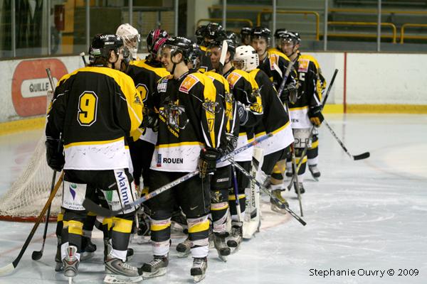 Photo hockey Julien Guimard Entraneur des Espoirs de Rouen - Hockey Mineur : Rouen (Les Dragons)