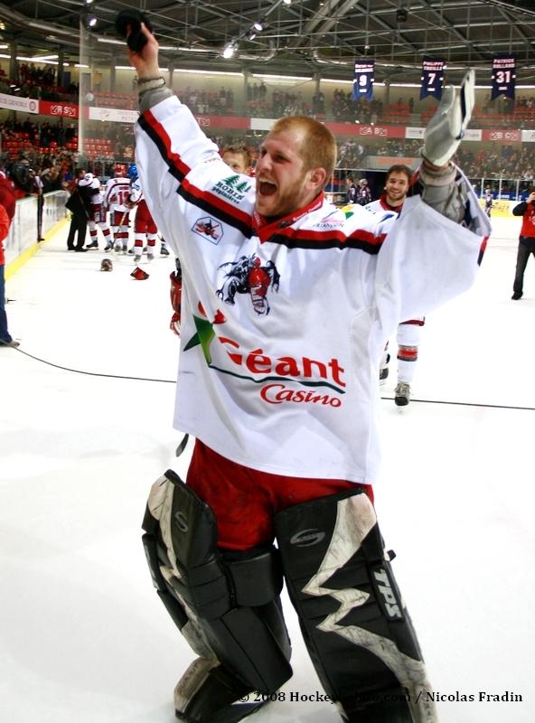 Photo hockey La Roche : Interview Damien Angella - Division 2 : La Roche-sur-Yon (Les Aigles) Photo hockey La Roche : Interview Damien Angella - Division 2 : La Roche-sur-Yon (Les Aigles)