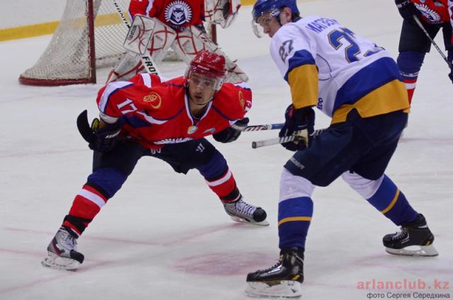 Photo hockey Le Kazakhstan avec ...  - Hockey dans le Monde