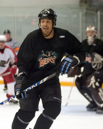 Photo hockey Un amricain  Dijon - Ligue Magnus : Dijon  (Les Ducs)