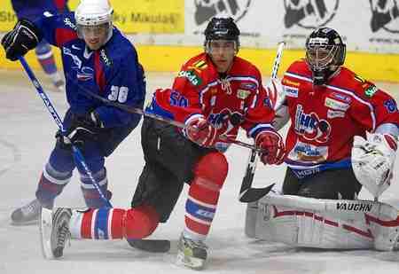 Photo hockey 1re victoire pour les Bleus - Hockey en France