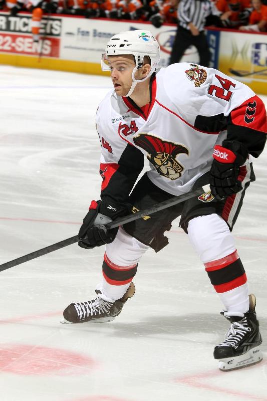 Photo hockey AHL : Stphane Da Costa bless - Hockey dans le Monde