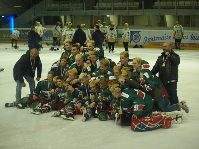 Photo hockey Anglet champion U18 lite B - Hockey Mineur : Anglet (Hormadi)