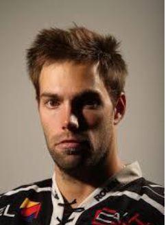 Photo hockey Attaquant cherche club - Hockey en Europe