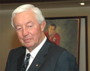 Photo hockey Beliveau va mieux - NHL : National Hockey League - AHL