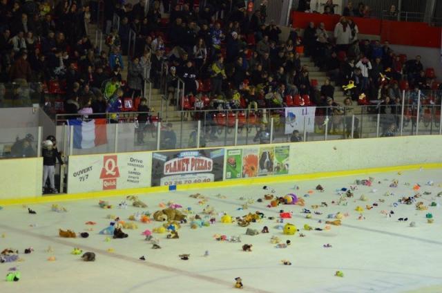 Photo hockey Chlons : Que de peluches ! - Division 3 : Chlons-en-Champagne (Les Gaulois)