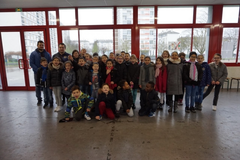 Photo hockey Chlons fait la promo du hockey dans les coles - Division 2 : Chlons-en-Champagne (Les Gaulois)