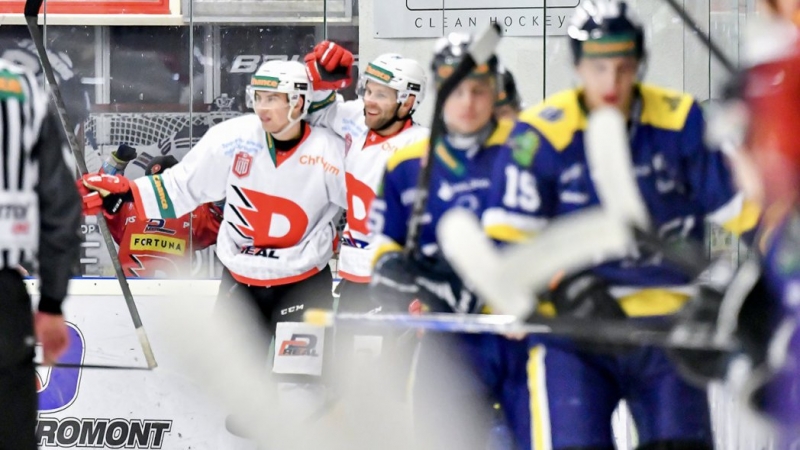 Photo hockey Chance Liga : La charge du bélier - Hockey en Europe