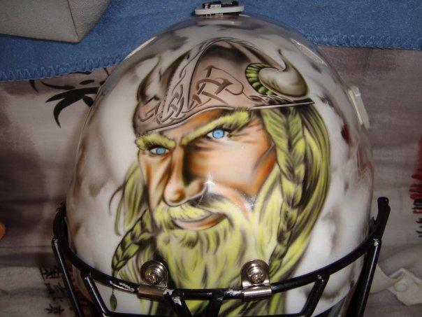 Photo hockey Cherbourg : D. Angella dvoile son masque - Division 2 : Cherbourg (Les Vikings)