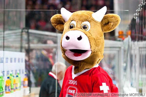 Photo hockey CM09 : Drapeau en berne - Championnats du monde