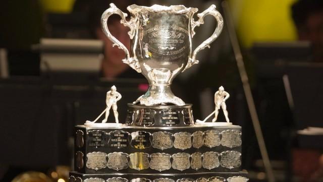 Photo hockey Coupe Memorial : Les Knights gagnent la premire joute - LHJMQ - Ligue de Hockey Junior Majeur du Qubec