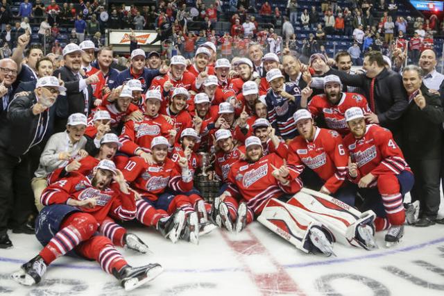 Photo hockey  Coupe Memorial : Oshawa retrouve les sommets - Hockey dans le Monde