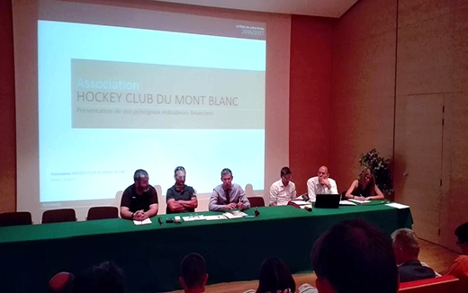 Photo hockey D1: Assemble Gnrale au HC Mont-Blanc - Division 1 : Mont-Blanc (Les Yetis)