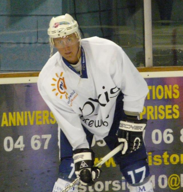 Photo hockey D1 Vipers : Passage rapide  l