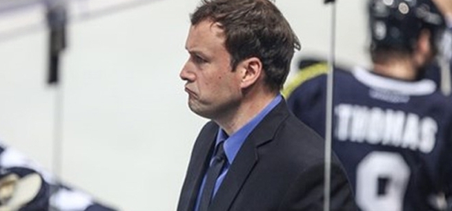 Photo hockey Dean Fedorchuk assistera  Fribourg - Suisse - National League : Fribourg (Fribourg-Gottron)