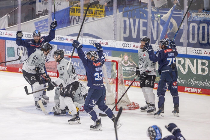 Photo hockey DEL : Le leader retrouv - Hockey en Europe