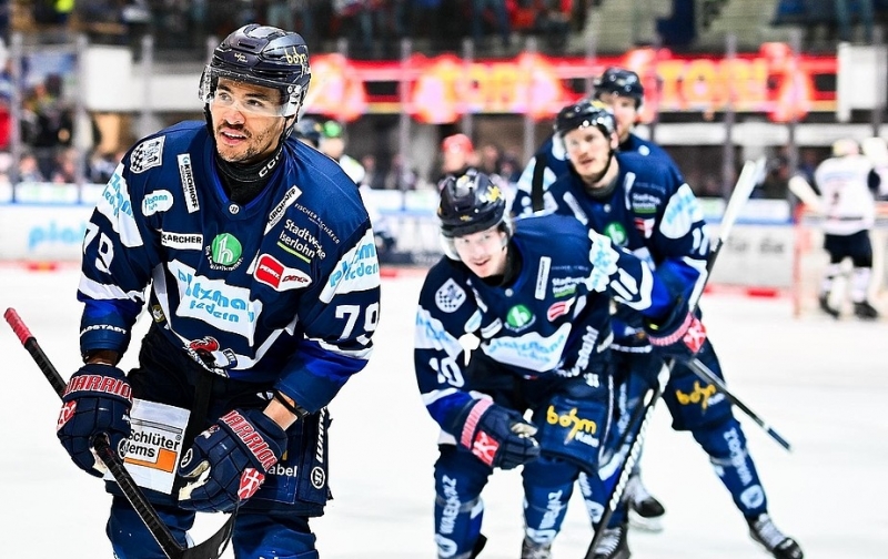 Photo hockey DEL : Le vol du coq - Hockey en Europe