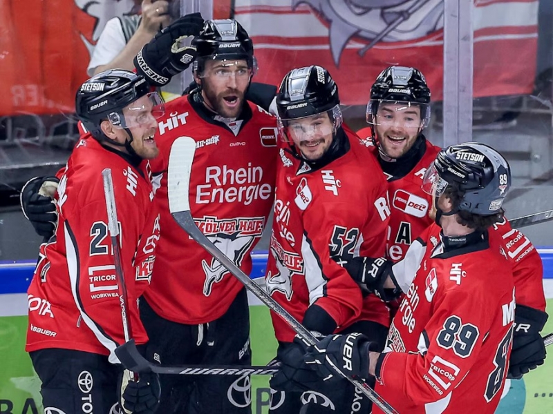 Photo hockey DEL : Les requins avaient faim - Hockey en Europe