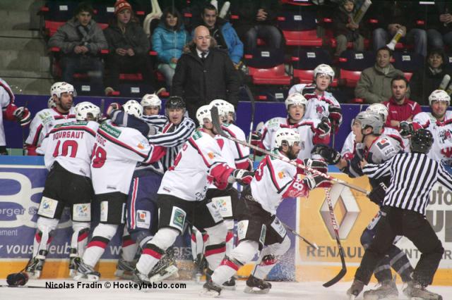 Photo hockey Grenoble - Brianon : D