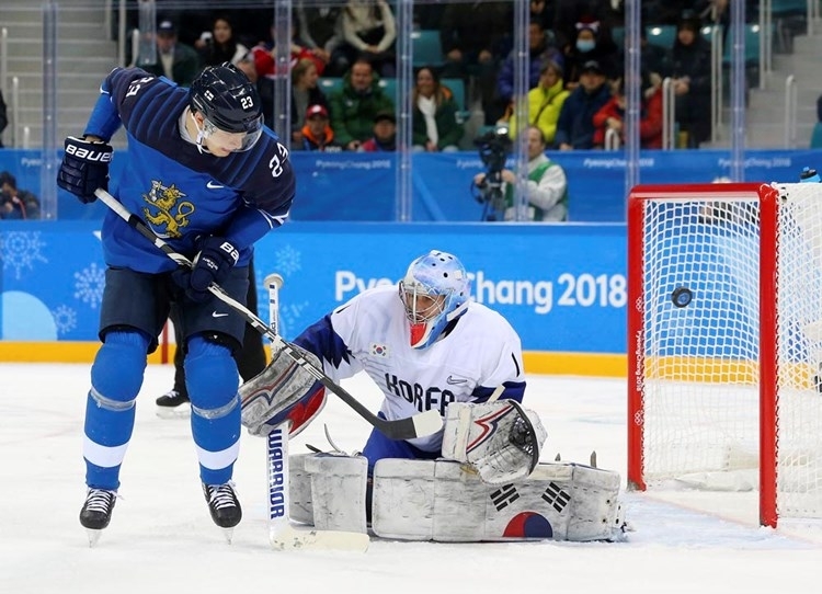 Photo hockey JO : Finlande et Allemands sont bons - Jeux olympiques