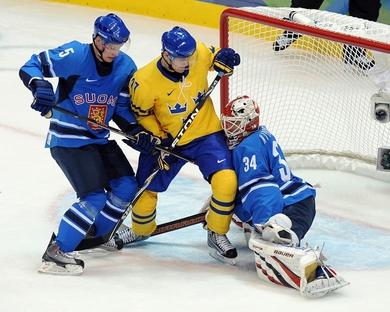 Photo hockey JO : La Sude domine la Finlande - Jeux olympiques