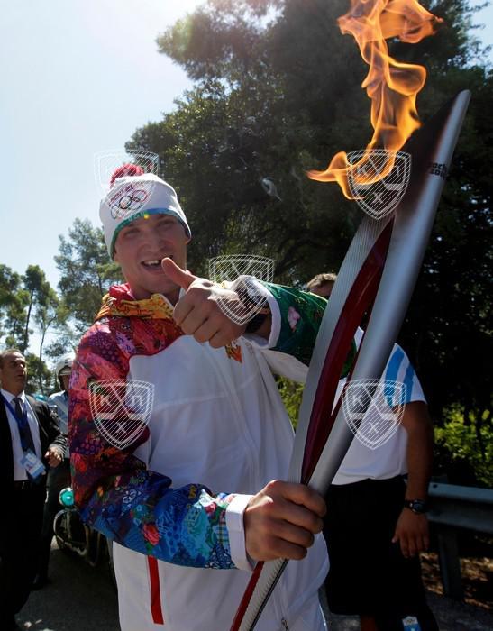Photo hockey JO : Ovechkin relayeur olympique - Jeux olympiques