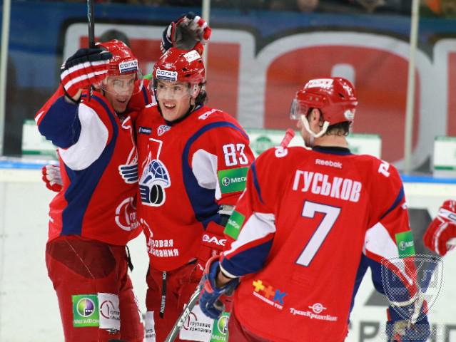 Photo hockey KHL : A toute vapeur - KHL - Kontinental Hockey League Photo hockey KHL : A toute vapeur - KHL - Kontinental Hockey League