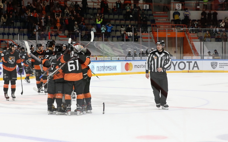 Photo hockey KHL : Amur toujours ! - KHL - Kontinental Hockey League