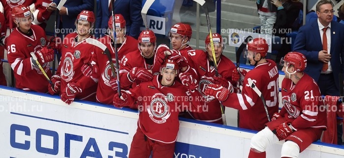 Photo hockey KHL : Au galop - KHL - Kontinental Hockey League