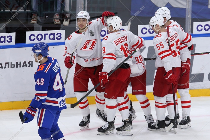 Photo hockey KHL : Cartons - KHL - Kontinental Hockey League