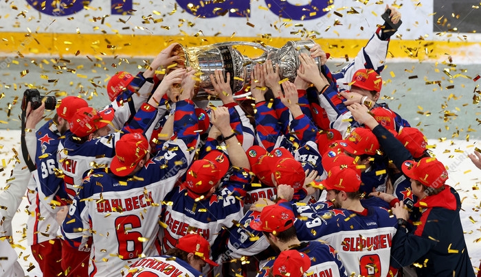Photo hockey KHL : Come-back complété - KHL - Kontinental Hockey League