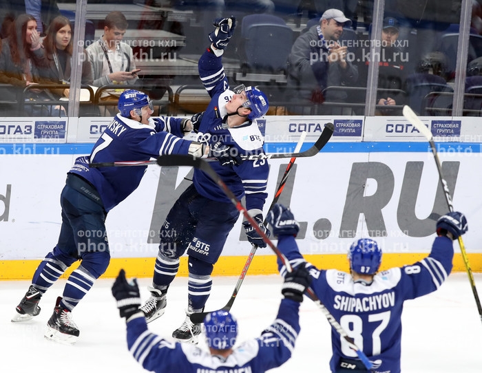 Photo hockey KHL : Comme d