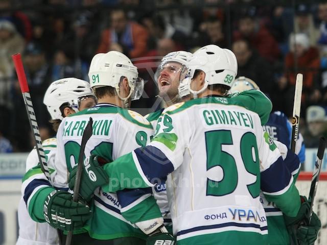 Photo hockey KHL : Contre pouvoir - KHL - Kontinental Hockey League