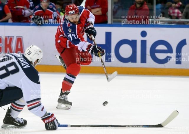 Photo hockey KHL : Da Costa au four et au moulin - KHL - Kontinental Hockey League