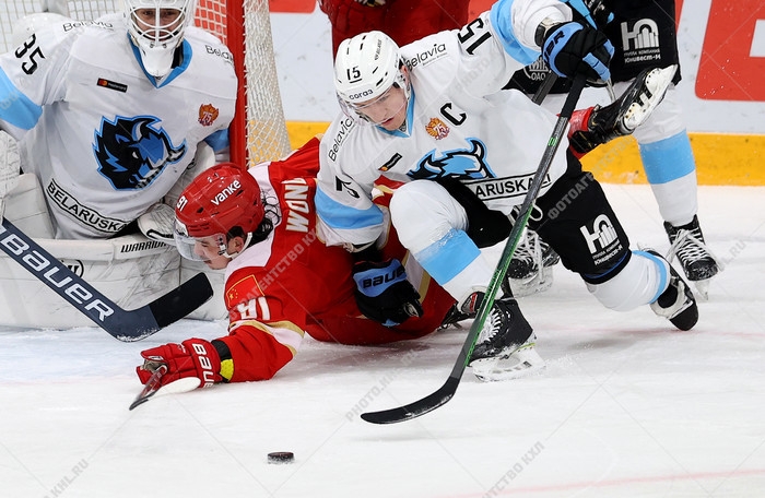 Photo hockey KHL : Dix pour le réveillon - KHL - Kontinental Hockey League