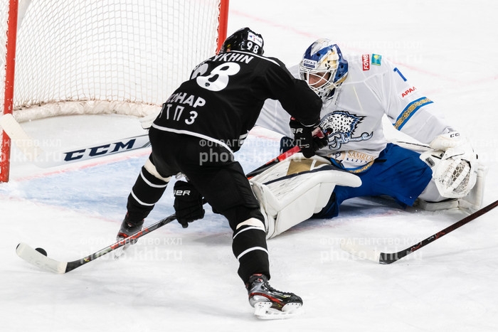 Photo hockey KHL : Et la lumire fut - KHL - Kontinental Hockey League