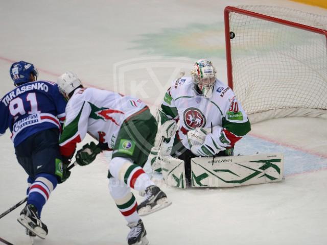 Photo hockey KHL : Force reste  l