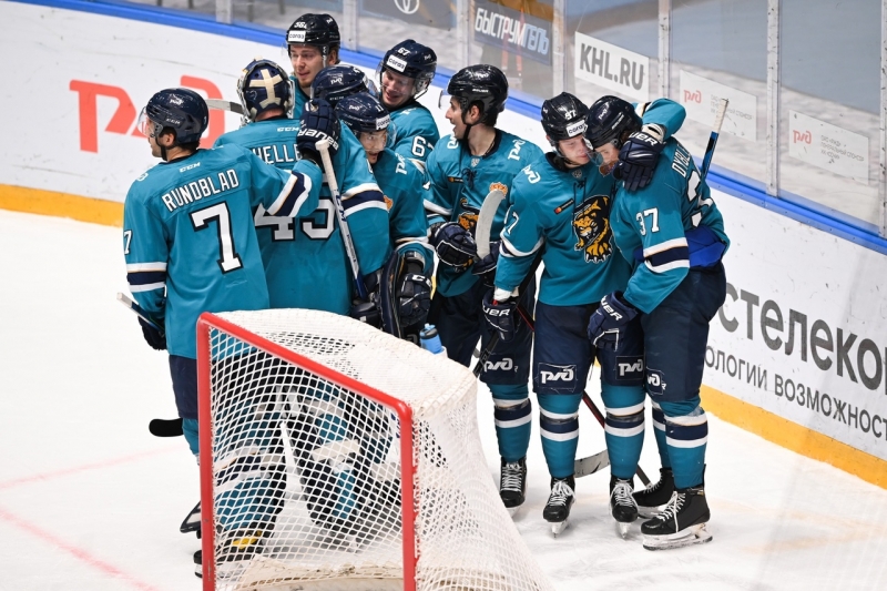 Photo hockey KHL : Incroyable renversement - KHL - Kontinental Hockey League